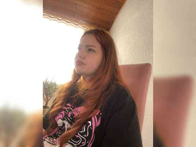 Pamela-Velvet Pamela-Velvet