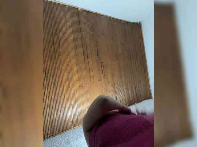 Pamela-Velvet webcam