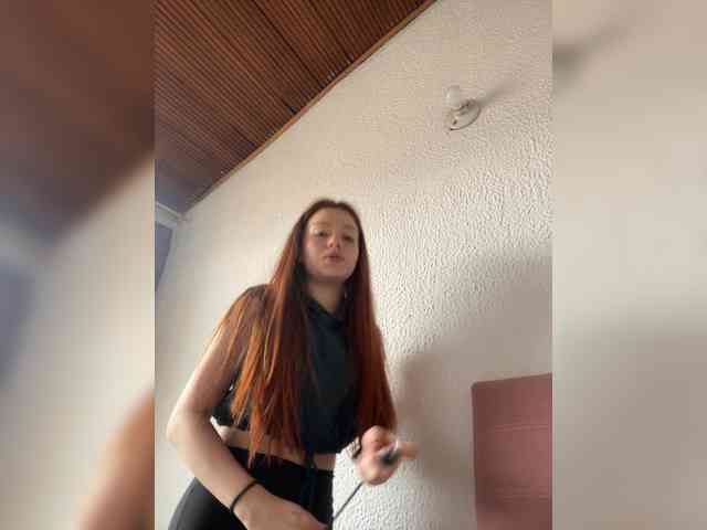 Pamela-Velvet webcam