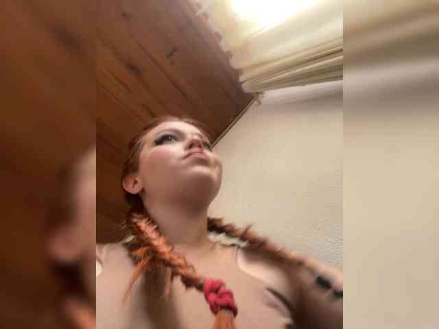 Pamela-Velvet Pamela-Velvet