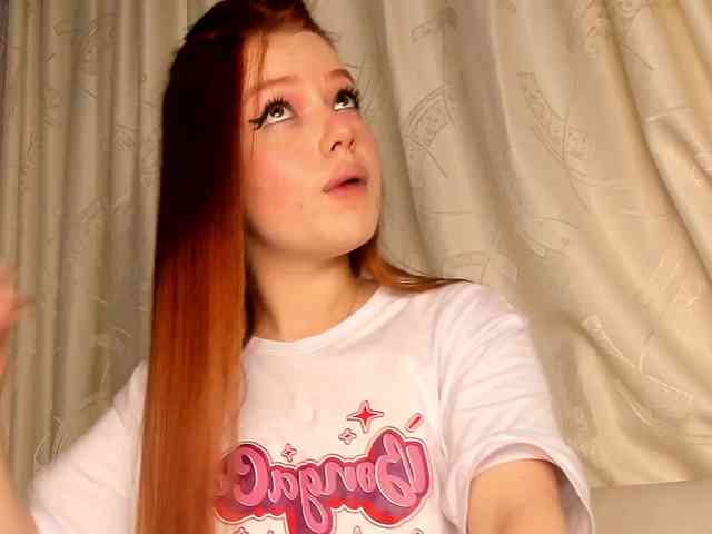 Pamela-Velvet webcam