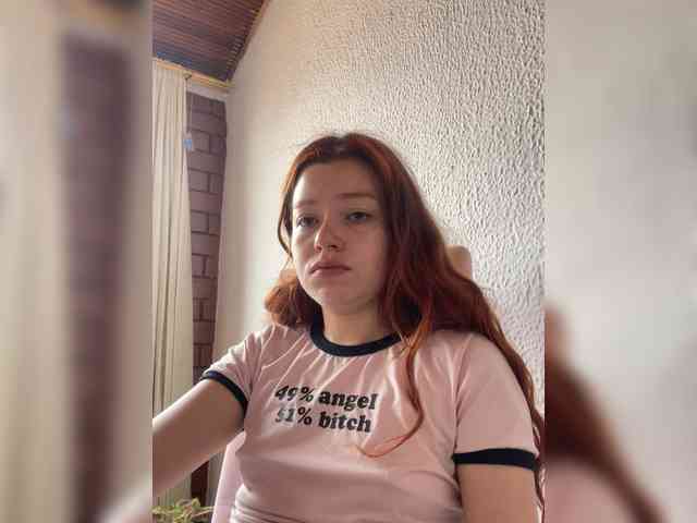 Pamela-Velvet webcam