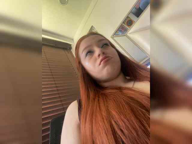 Pamela-Velvet Pamela-Velvet