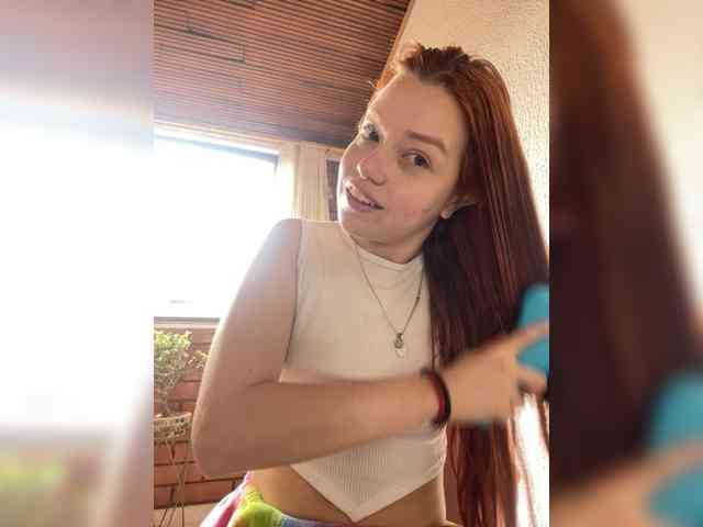 Pamela-Velvet webcam