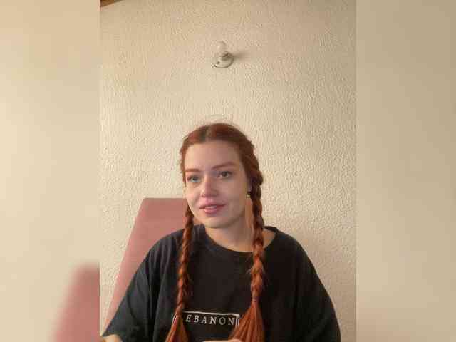 Pamela-Velvet webcam