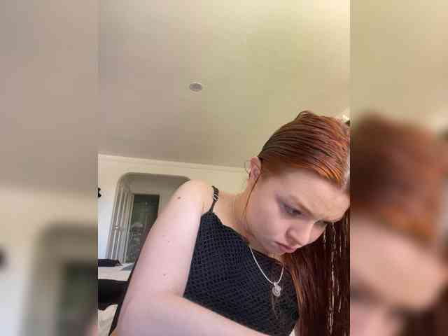 Pamela-Velvet webcam