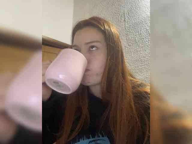 Pamela-Velvet webcam