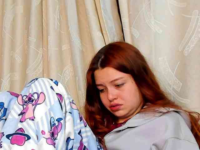 Pamela-Velvet webcam