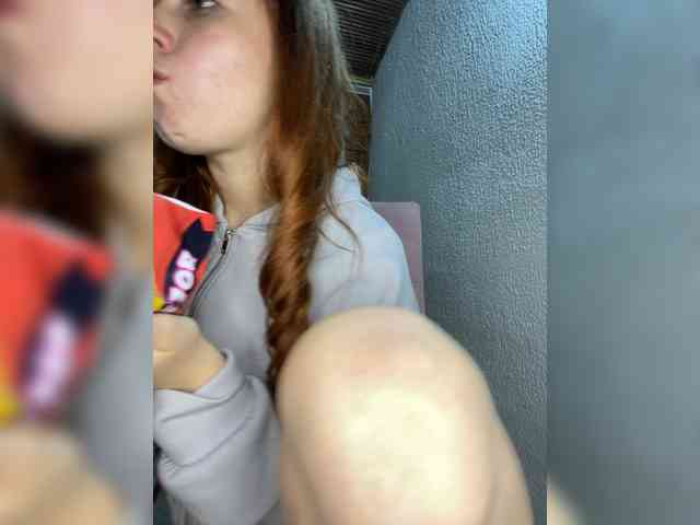 Pamela-Velvet Pamela-Velvet