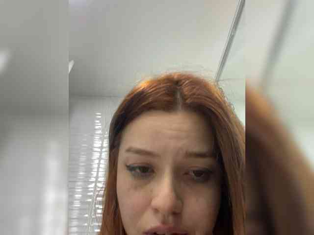 Pamela-Velvet webcam