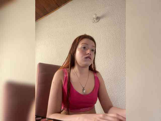 Pamela-Velvet webcam