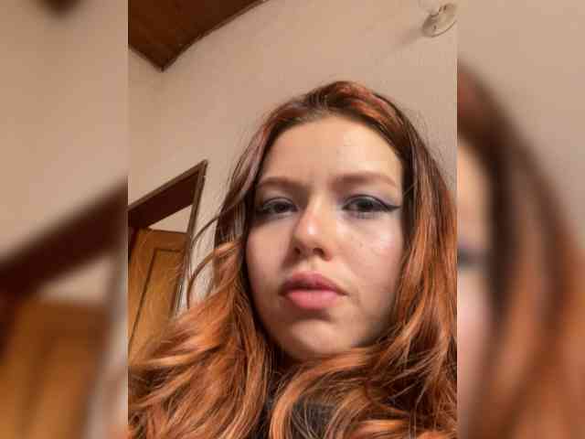 Pamela-Velvet Pamela-Velvet