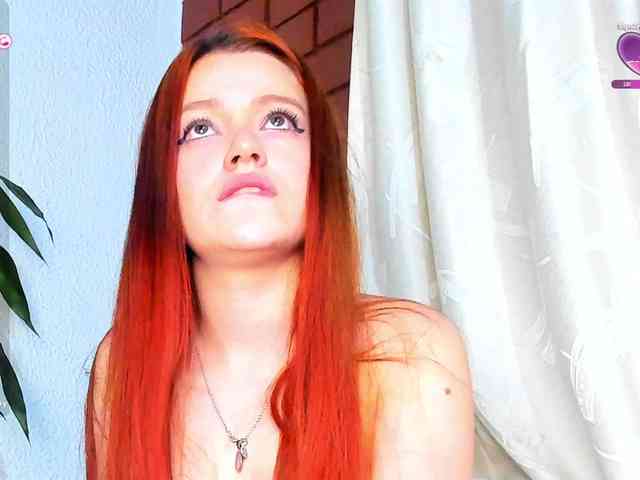 Pamela-Velvet webcam