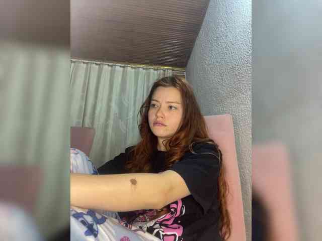 Pamela-Velvet webcam