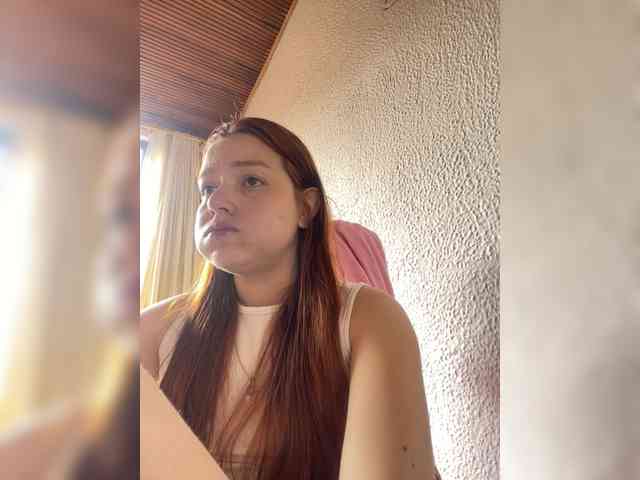 Pamela-Velvet webcam