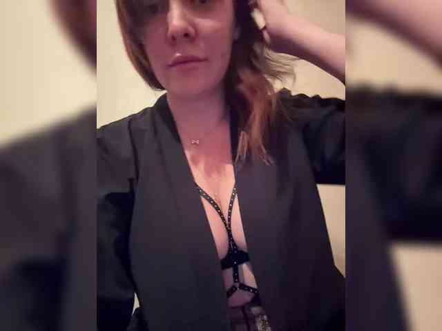 Nezaechka Live Webcam on BongaCams