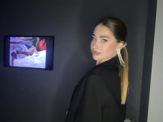 Mrs_Peach Porn Show
