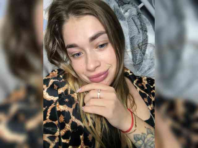 Mrs_Peach webcam