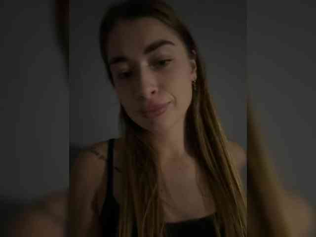 Mrs_Peach webcam