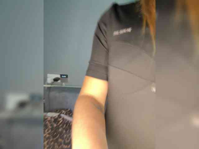 Mrs_Peach webcam