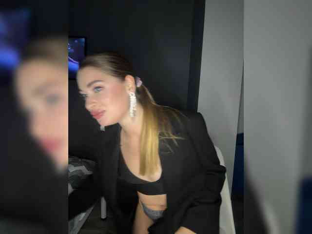 Mrs_Peach webcam