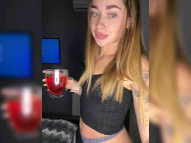 Mrs_Peach webcam