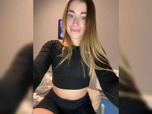 PrettyLion999 Live Webcam on BongaCams