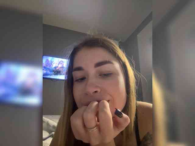 Mrs_Peach webcam