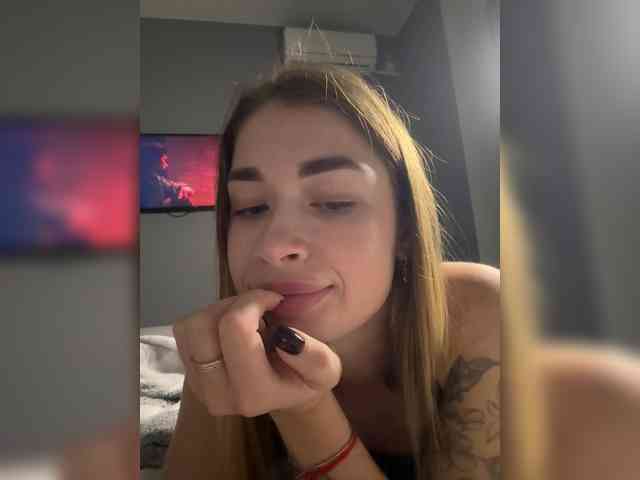 Mrs_Peach webcam