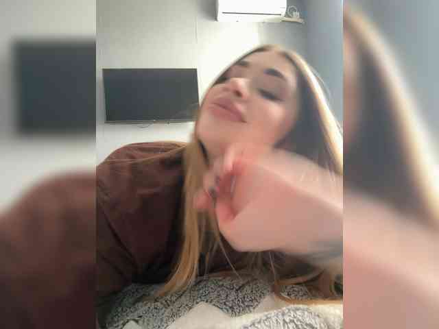 Mrs_Peach webcam