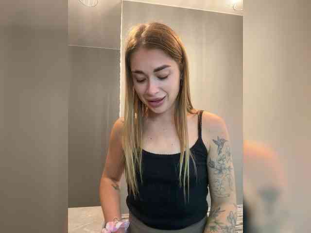 Mrs_Peach webcam