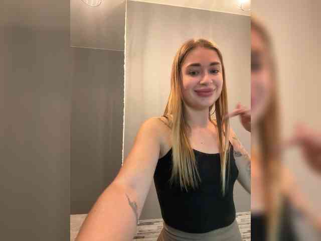 Mrs_Peach webcam