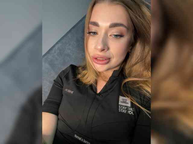 Mrs_Peach webcam