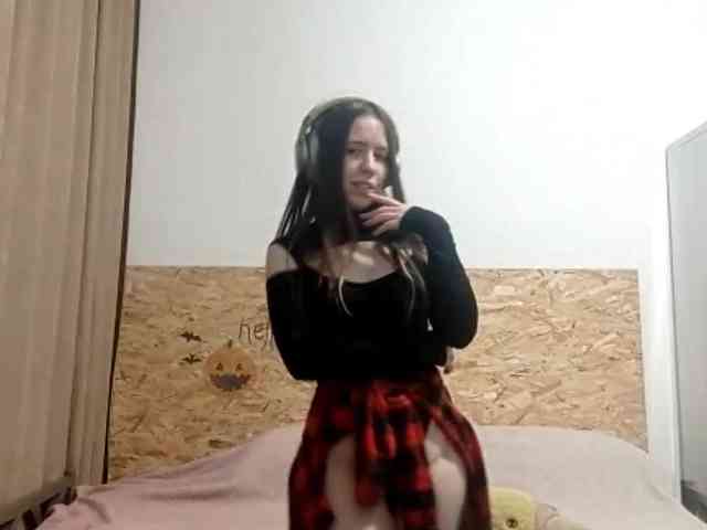 LorrieRingham webcam