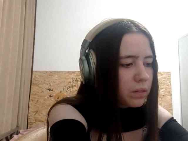 LorrieRingham webcam