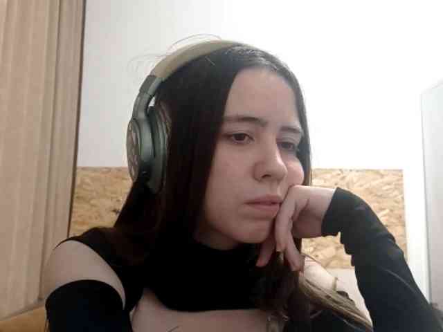 LorrieRingham webcam