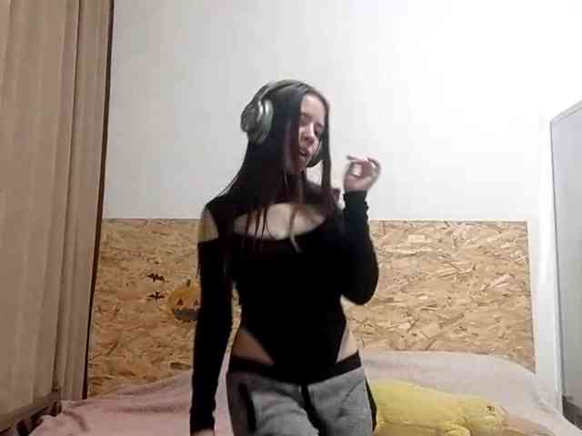 LorrieRingham webcam