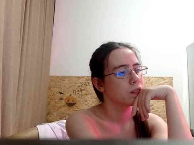 LorrieRingham webcam