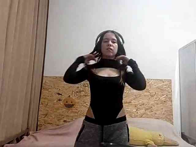 LorrieRingham webcam