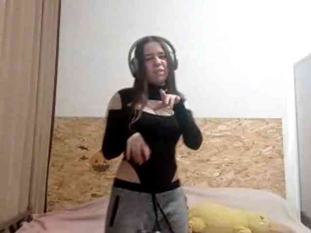 LorrieRingham webcam