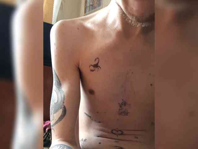 Viktor96961 Live Webcam on BongaCams