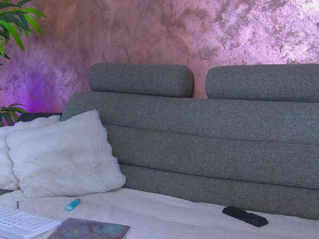 MiriamRose's webcam live show