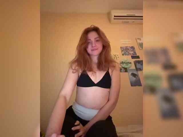 poppysweety122 webcam