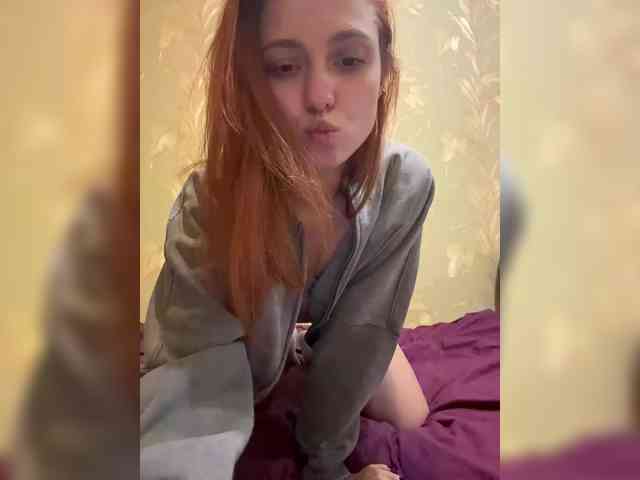 poppysweety122 webcam