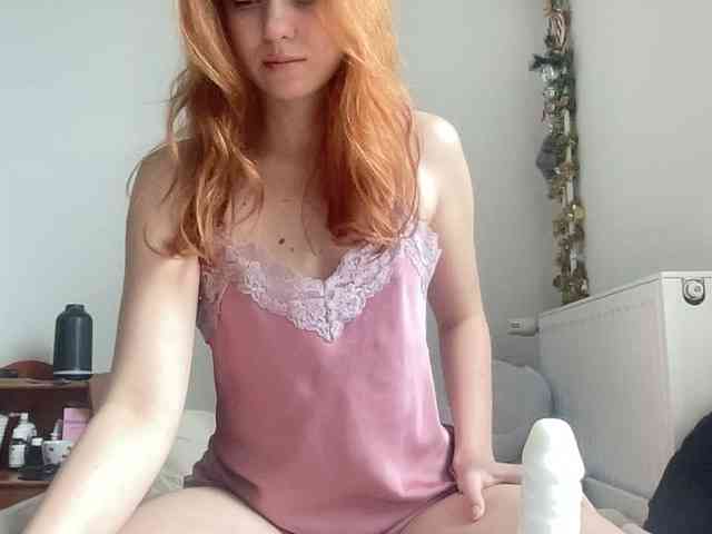 poppysweety122 webcam