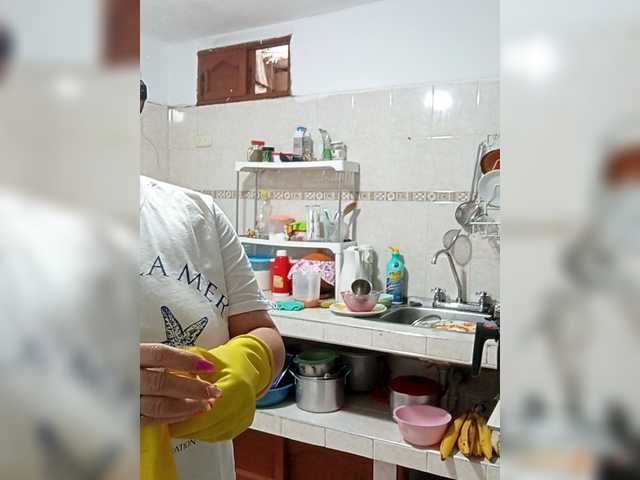 AfroditaMilf69's BongaCams show and profile