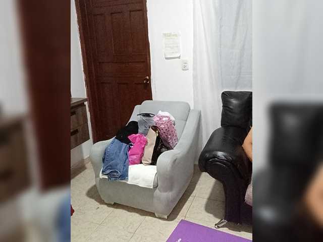 AfroditaMilf69 live cam