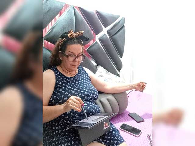 AfroditaMilf69's BongaCams show and profile