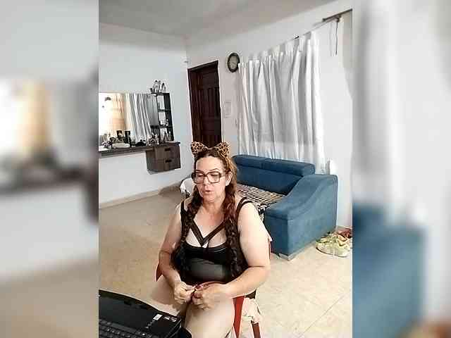 AfroditaMilf69 webcam