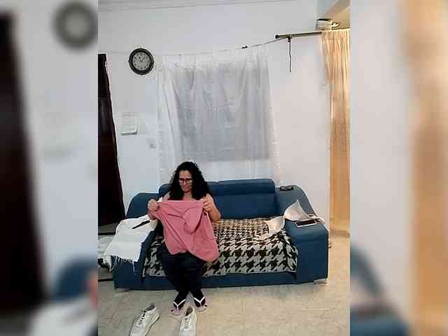 AfroditaMilf69 webcam